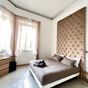 Bed and breakfast Aristocasa Luxury