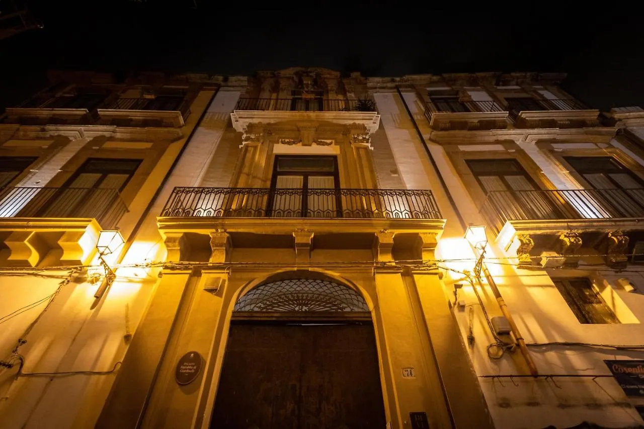 Divisi Suites & Spa Palermo Konukevi